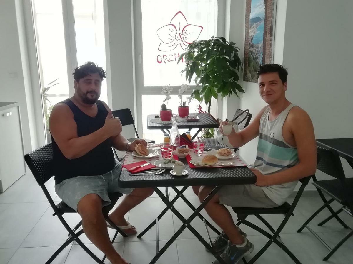 Orchidea Bed & Breakfast 3*